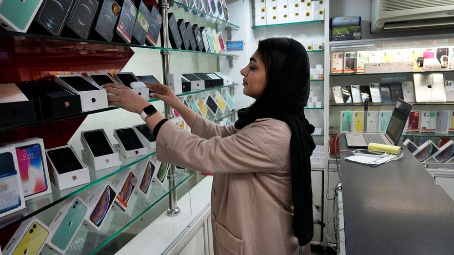 iPhone Ponzi scheme in Iran highlights tension with West amid government bans on American luxuries