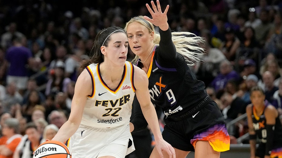 Caitlin Clark’s long 3-pointer, nifty assist spark Fever’s comeback victory over Mercury