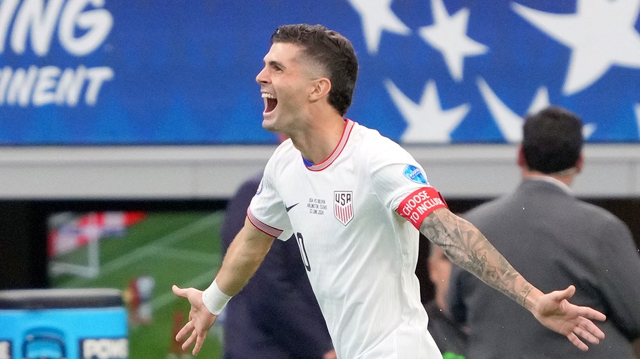 Christian Pulisic buries Team USA’s first Copa América goal with gorgeous strike vs Bolivia