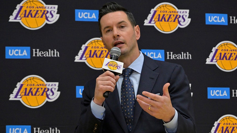 JJ Redick has clear response to critics’ concerns about coaching Lakers: ‘I really don’t give a f—‘